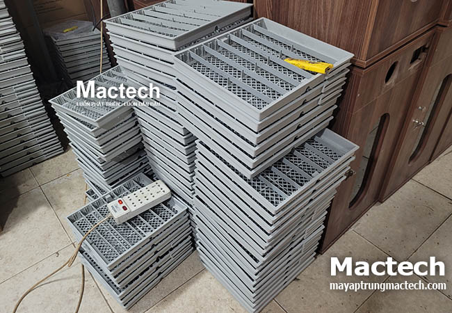 Khay máy ấp MT200G