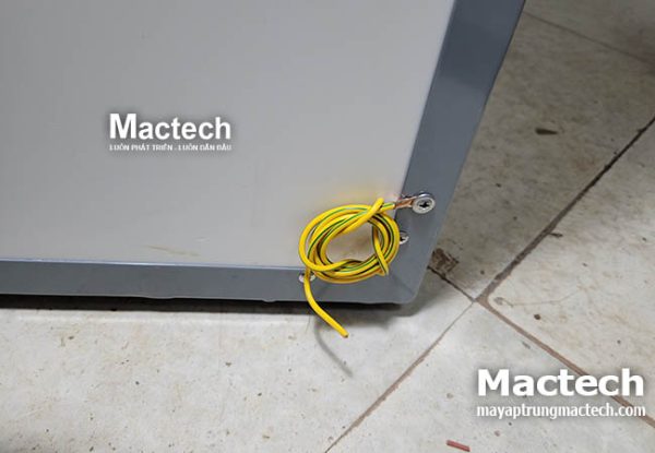 Dây tiếp mát của máy ấp trứng